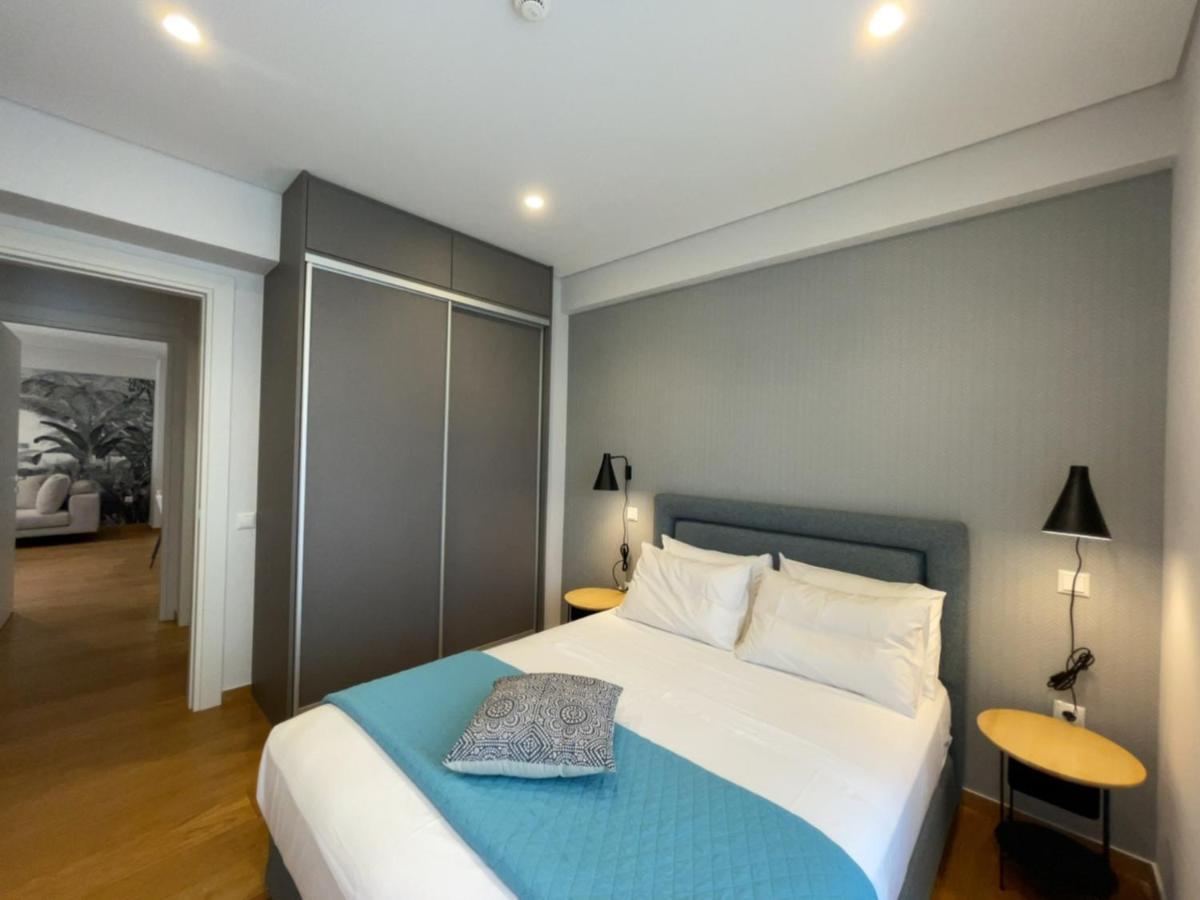 Riviera 2-bed & Pool Access #unoblu Athene